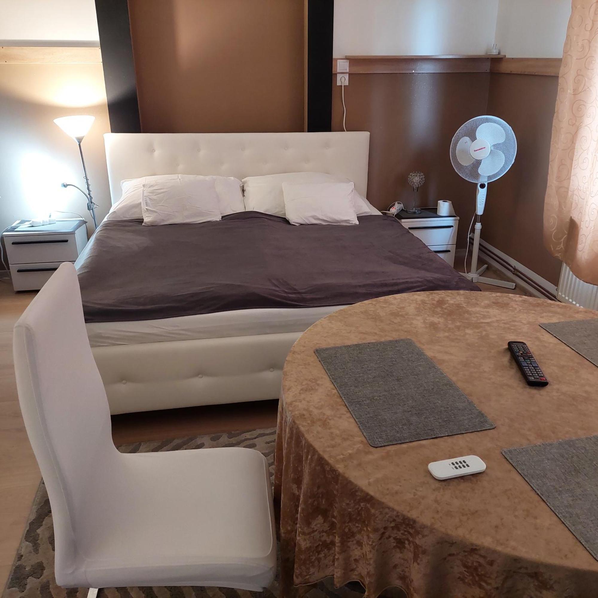 Ujszeged Apartman Bagian luar foto
