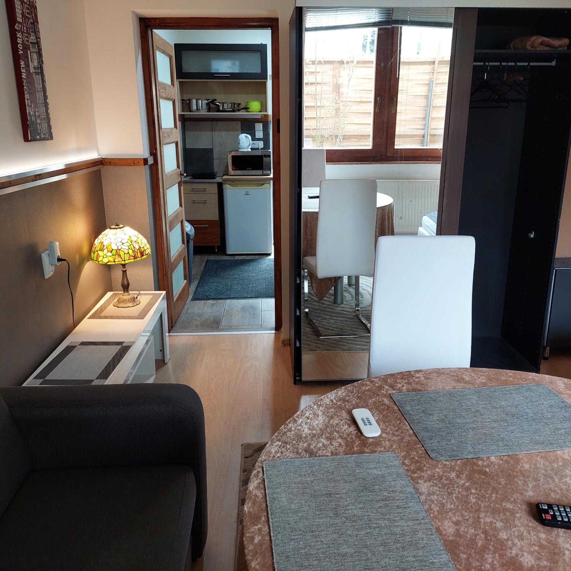Ujszeged Apartman Bagian luar foto
