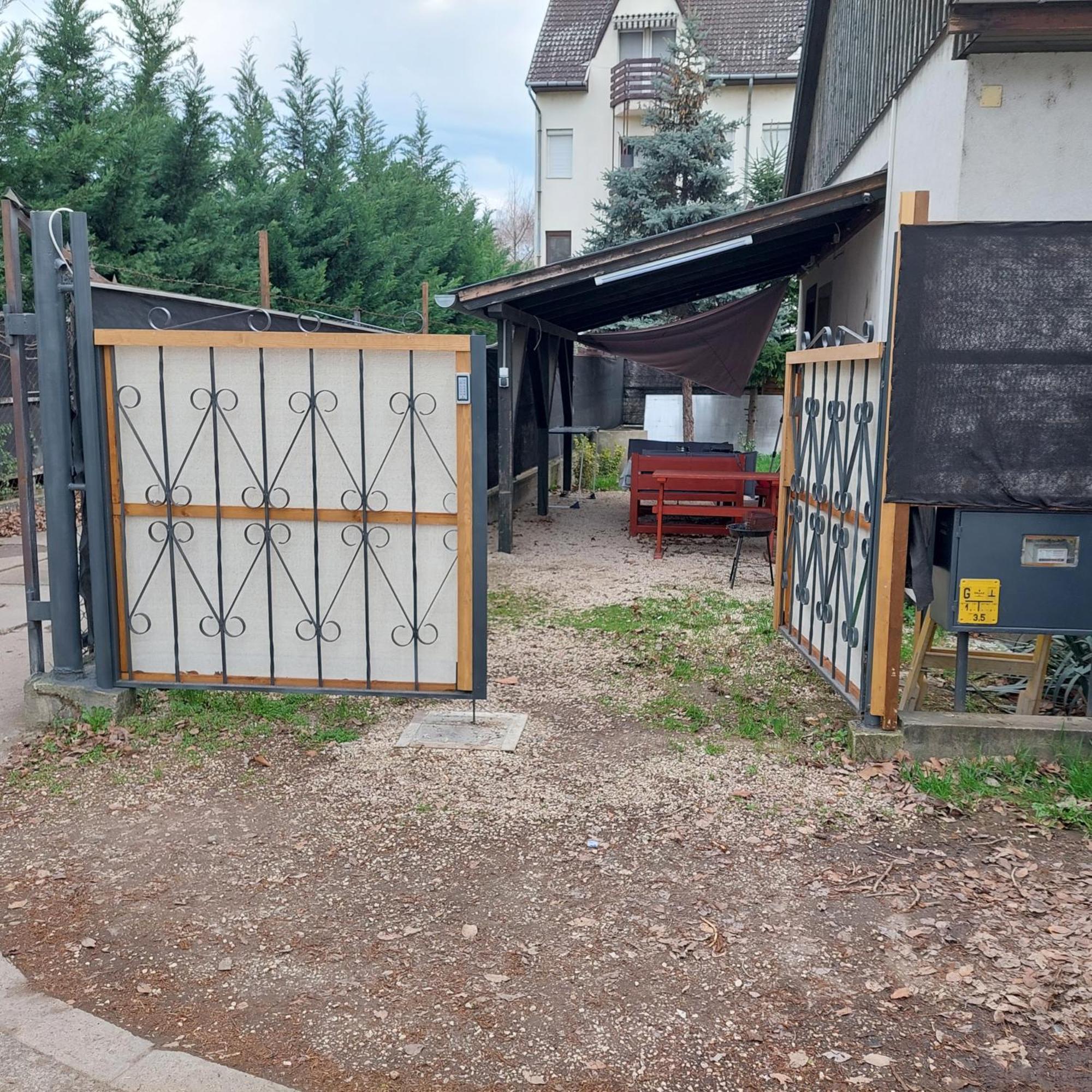 Ujszeged Apartman Bagian luar foto